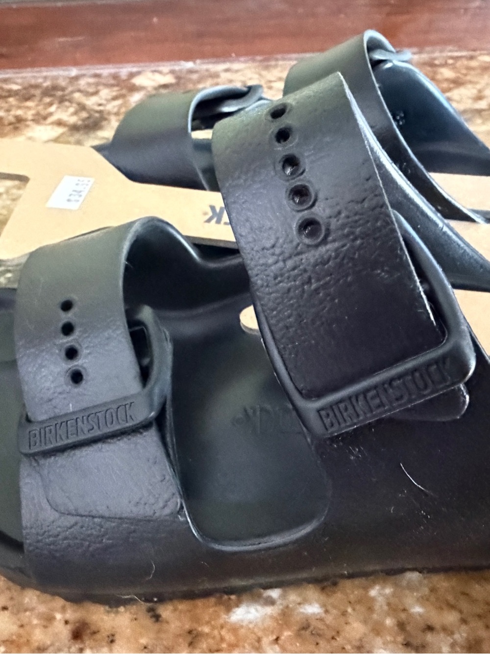 Size 33 Birkenstock kids  Black Arizona EVA Dual-Strap Sandals - Picture 2 of 10